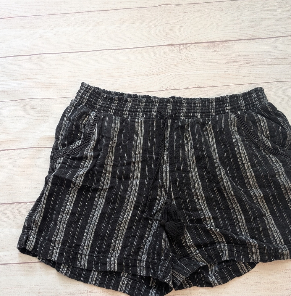 Briggs new York Women's Casual Black And Grey Shorts Size XL - Picture 7 of 7
